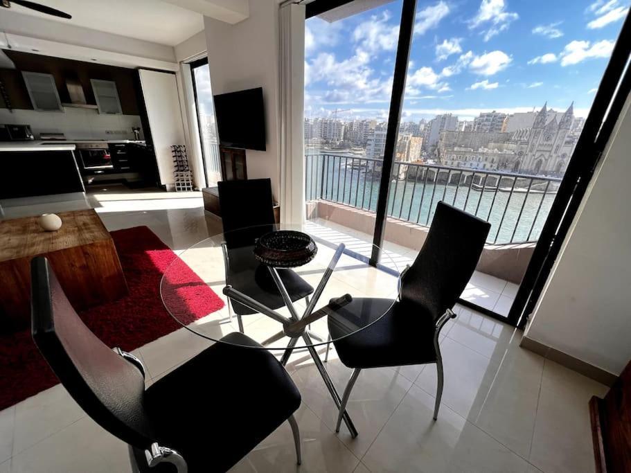 Seafront Meridionale 2Bedroom Apartment Сент Джулианс Экстерьер фото